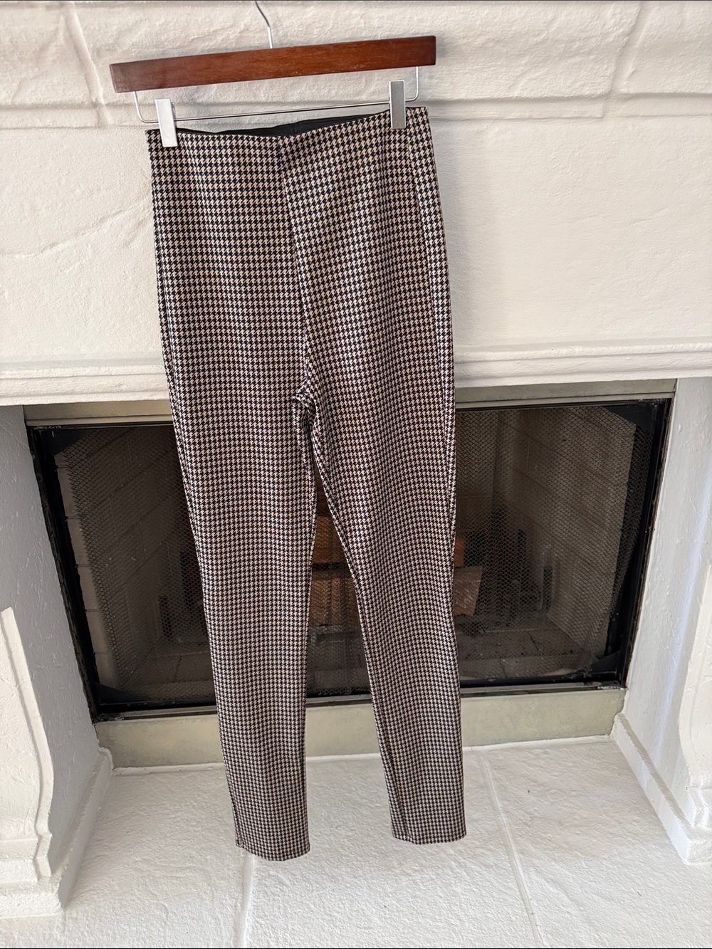 Zara Houndstooth Slim Leg Pants - Black and Cream